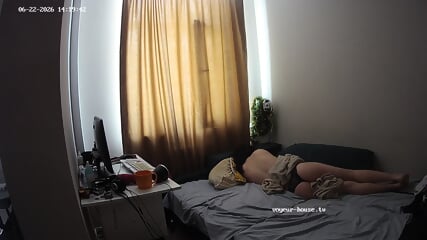 Living room camera at Deslond reallifecam apartment at Voyeur Ho