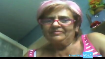 Sexy Senior’s Webcam Show: Amateur Granny’s Exhibition!