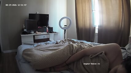 Bedroom Camera At Deslond Reallifecam Apartment At Voyeur House TV 29.08.2026 From 06 H 50 Min To 14 H 08 Min
