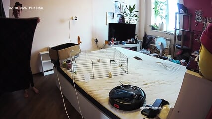 Bedroom Camera At Gella & Winston Wolfe Reallifecam Apartment At Voyeur House TV From 17 H 30 Min To 19 H 33 Min