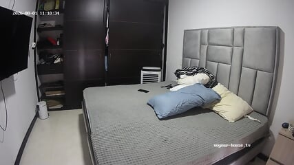 Bedroom Camera At Milo & Crystal Reallifecam Apartment At Voyeur House TV 01.08.2027 From 09 H 10 Min To 11 H 37 Min