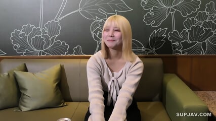 Cute Japanese Blonde Teen. Cute Face And Nice Body