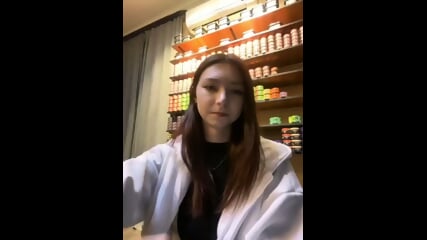 Young Girl Showing Her Body On Stream For Viewers