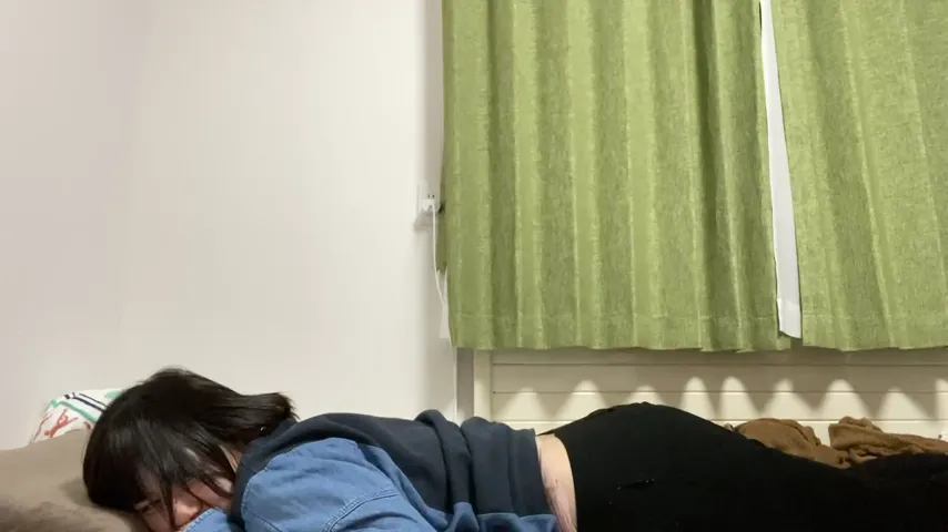 Intimate Moments: A Japanese Couple’s Unfiltered Night Captured on Camera