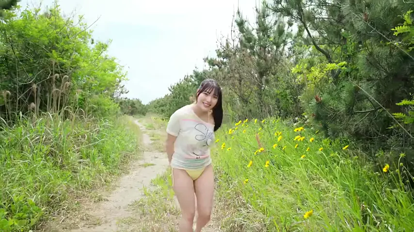 Lost in the City: Big Tits and Bold Moves in Public Spaces