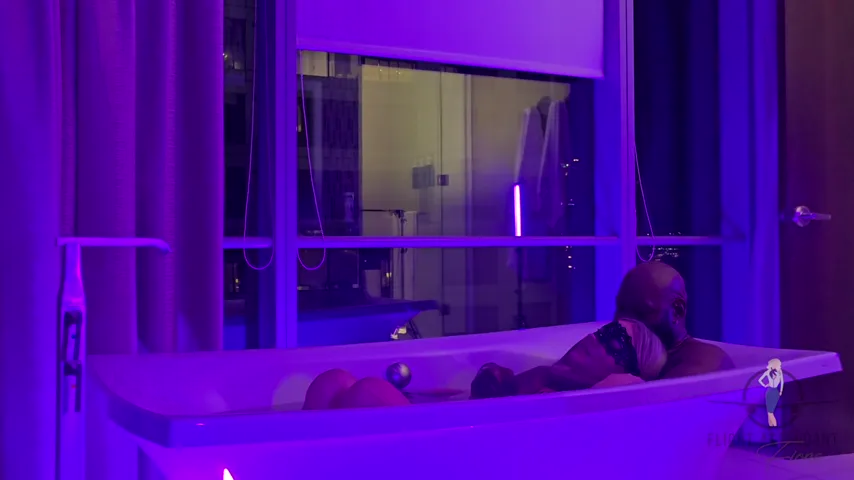 Sky-High Temptation: Flight Attendant Takes the Plunge in the Tub