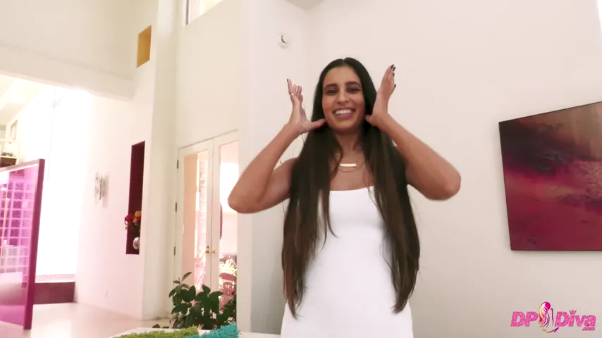 Desire Collides: Indian Beauty’s Thrilling First DP Experience
