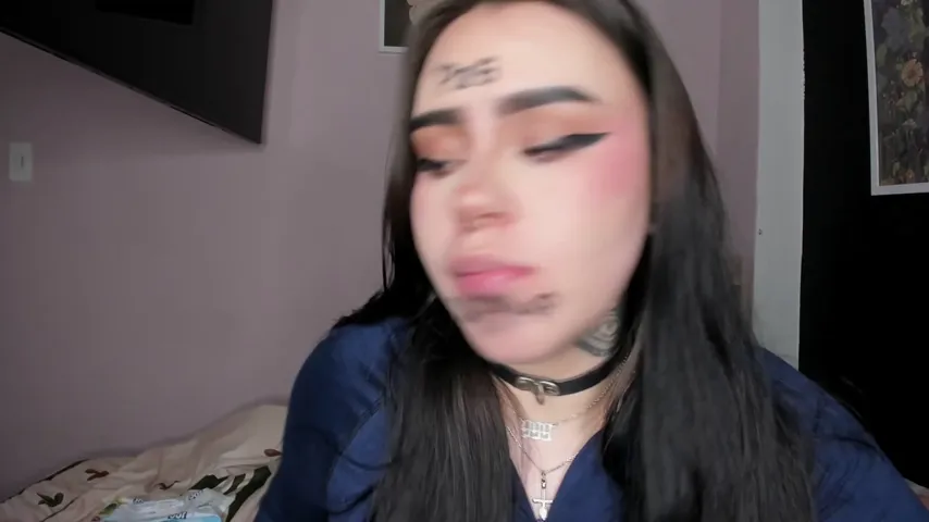 Webcam Wonders: Jas Miin’s Unfiltered Big Tit Showcase Live from Chaturbate