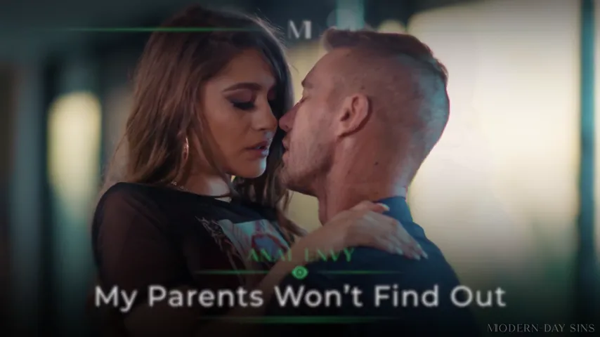 Caught in the Act: Rebel Lynn’s Secret Anal Envy No One Should Know About