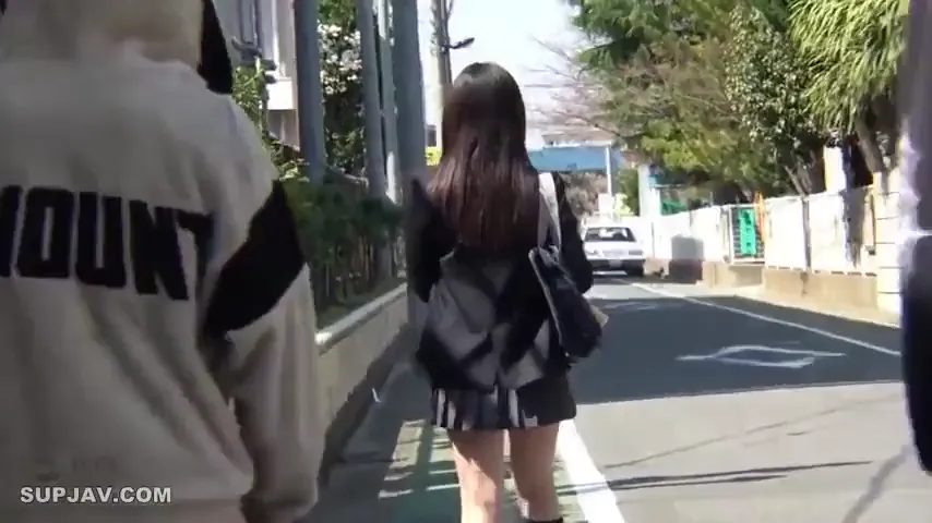 Unfiltered Encounters: Japonesas Daring to Explore Double Penetration and More