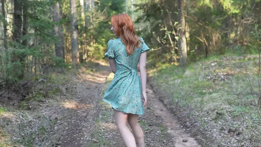 Caught in the Act: Redhead’s Public Encounter Ends with a Fiery Surprise