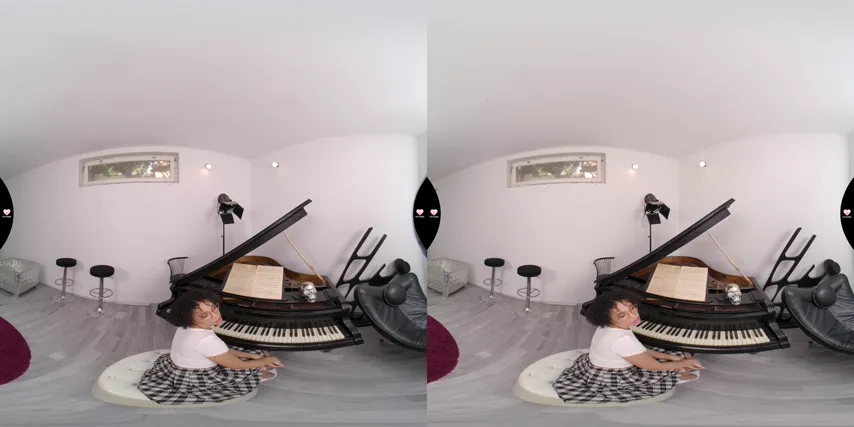Class is In Session: Gina’s Nerdy VR Lesson Gets Extra Hands-On
