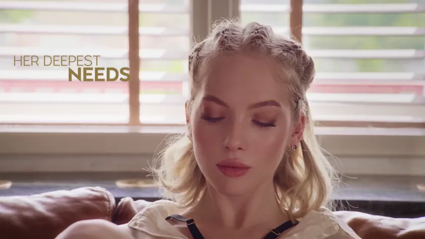 Unfiltered Heat: Blonde Bombshell Takes the Ultimate Dive into Pleasure