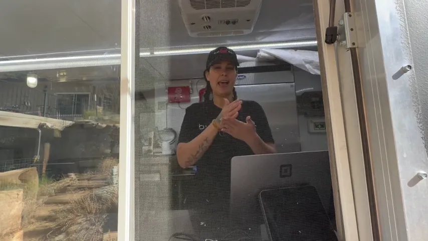 Gagging Orders: Food Truck Mommy Serves Up More Than Tasty Treats