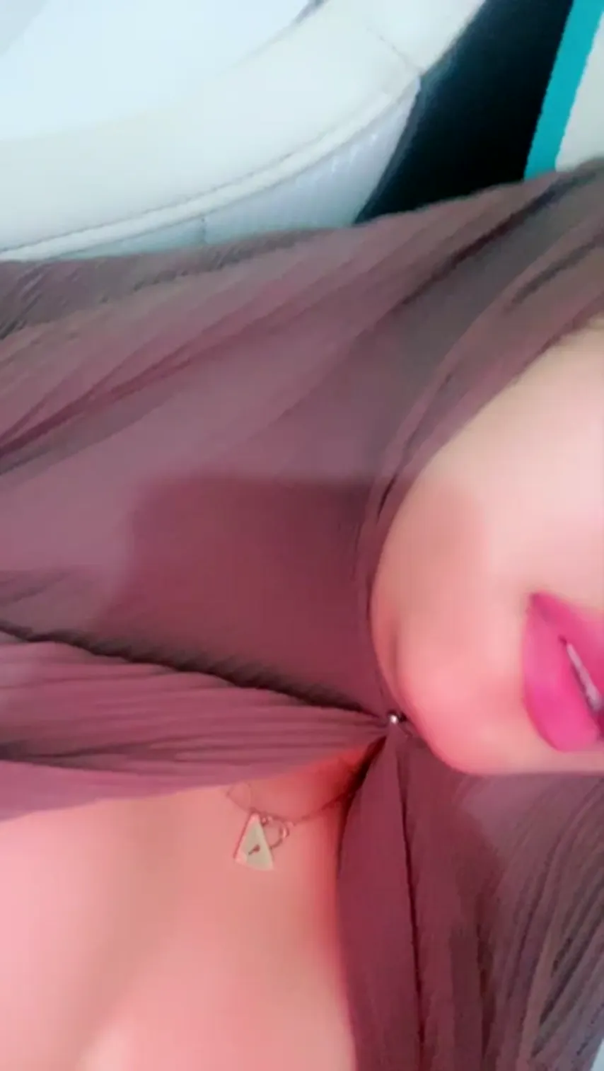 Pink Bliss: Amateur Brunette Takes It All in Striking Pink Style
