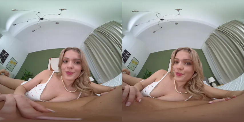 Jade Takes You There: An Unfiltered French VR Experience