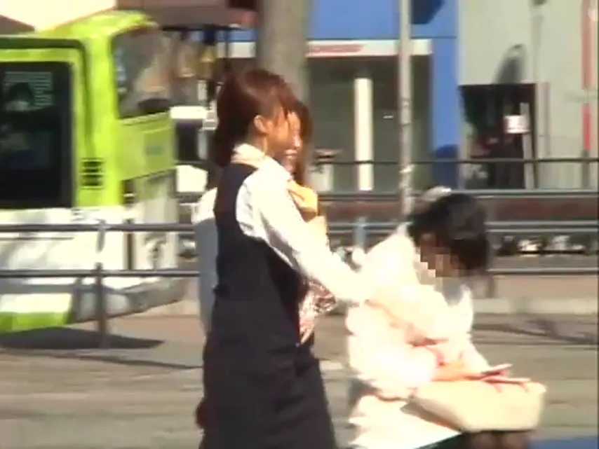 Unfiltered Moments: Amateur Brunette Takes the Spotlight in Steamy Japanese Session