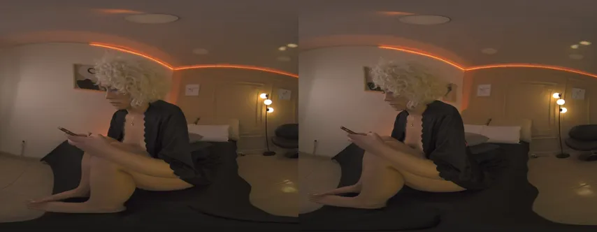 Virtual Temptation: Marian Pinzon Strips Down in VR Fantasy