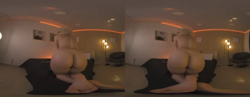 Virtual Temptation: Marian Pinzon Takes You on a VR Fantasy Striptease