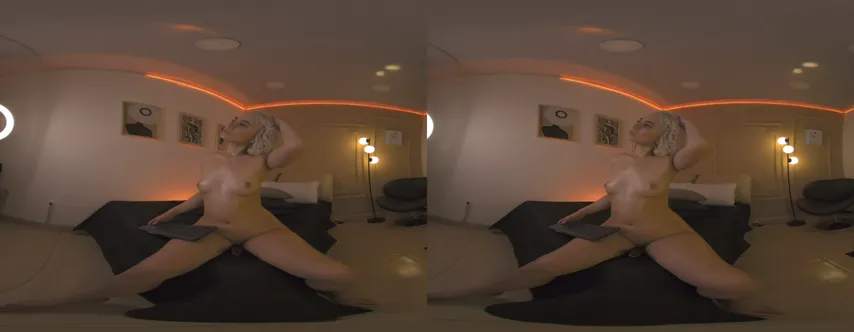 Virtual Temptation: Marian Pinzon Strips Down in a Fetish Fantasy