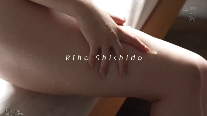 Unfiltered Temptation: Japanese Teen Takes Control in a Sensational Encounter