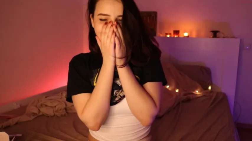 Intimate Secrets: A Sweet Girl’s Solo Webcam Adventure Uncovered
