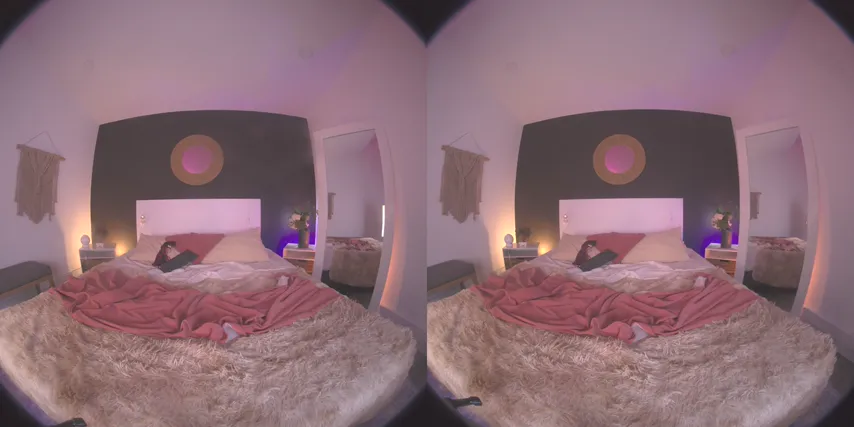 Virtual Temptation: A Blonde’s Intimate Solo in VR Reality