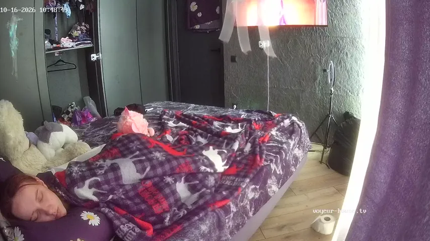 Caught in the Act: Voyeuristic Glimpses from Aora’s Bedroom Cam