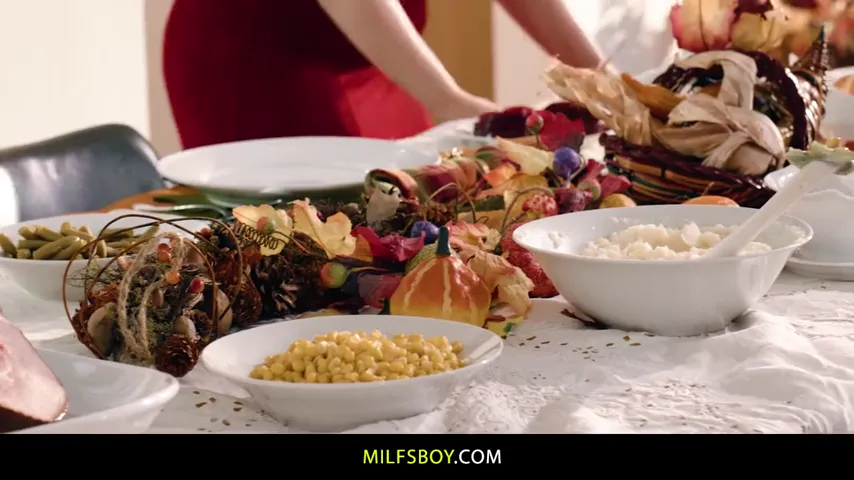Thanksgiving Temptations: Oliver and Codi’s Holiday Encounter Goes Wild