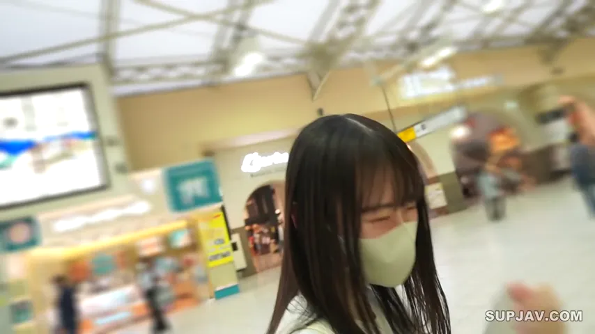 Vintage Vibes: Captivating Japanese Beauty Plays with Toys in an Amateur Showcase