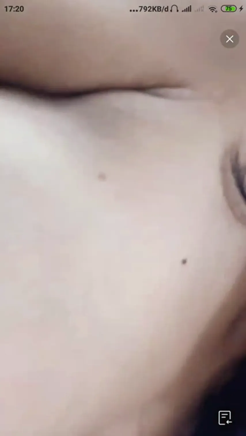 Diniii-17: Unfiltered Amateur Exploration of Asian Curves and Anal Thrills
