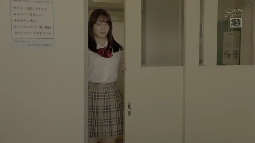 Unscripted Escapade: A Japanese Brunette’s Alluring Amateur Adventure