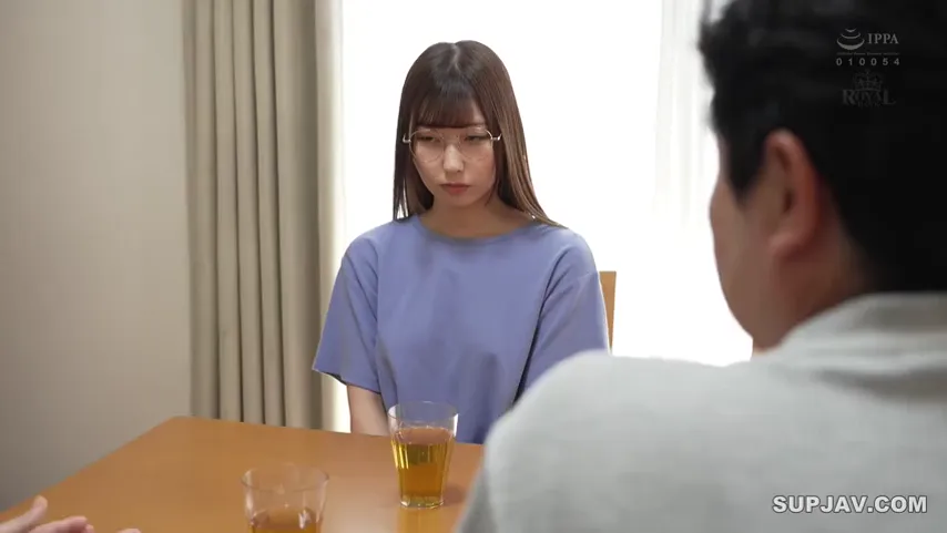 Untamed Ecstasy: Japanese Amateur Loses Control in a Cumshot Frenzy