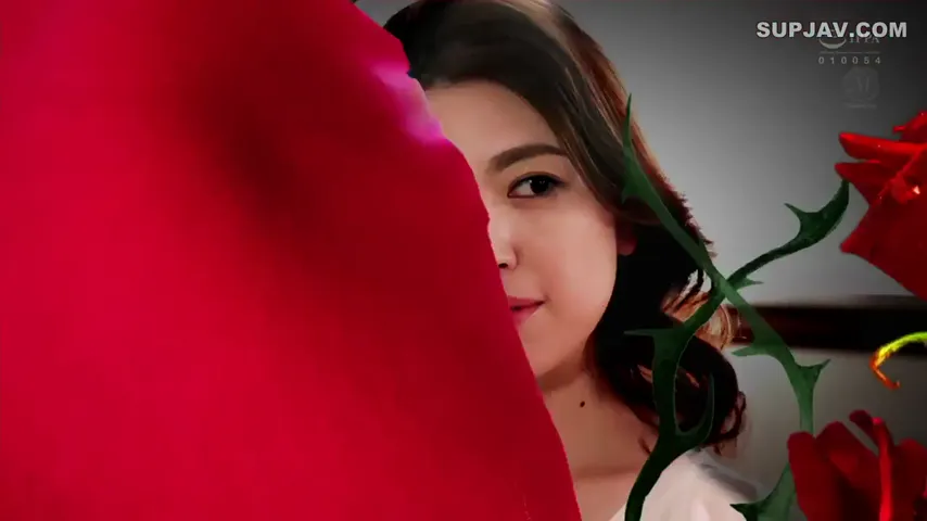Hidden Desires: Ririko Kinoshita’s Tantalizing Lesbian Encounter