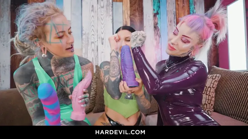 Tattooed Temptations: Intense 3-Way with Anal Goddesses