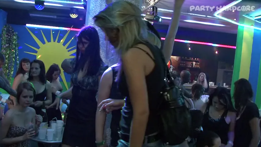 Unscripted Chaos: Party Hard 53’s Wildest Public Escapade Yet